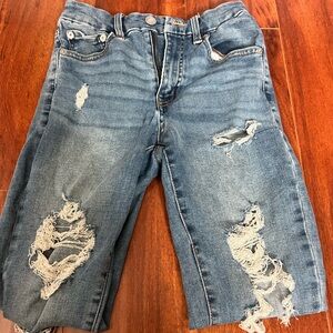 AREOPASTLE ripped jeans